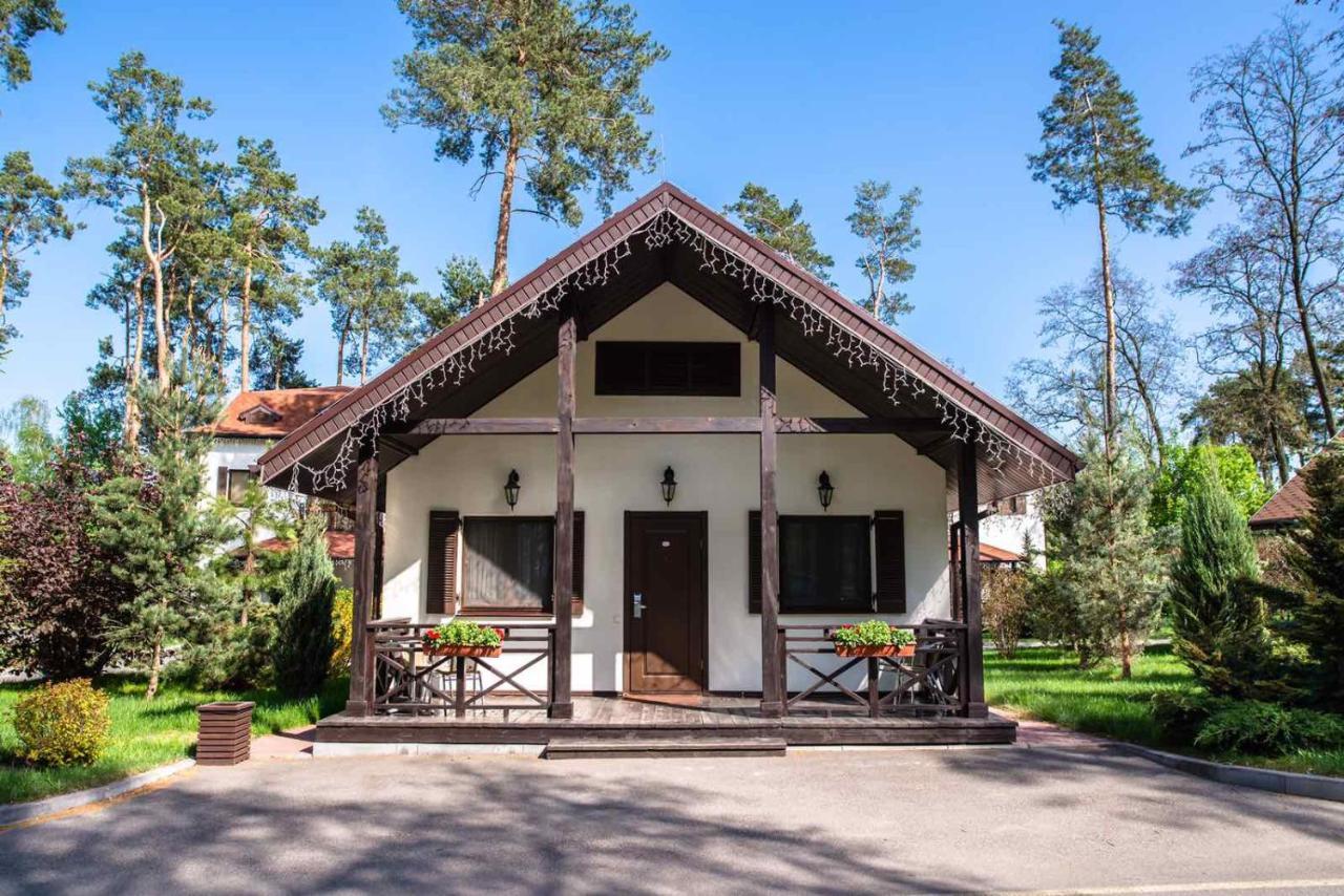 Park-Hotel Kidev Čubynske Exteriér fotografie