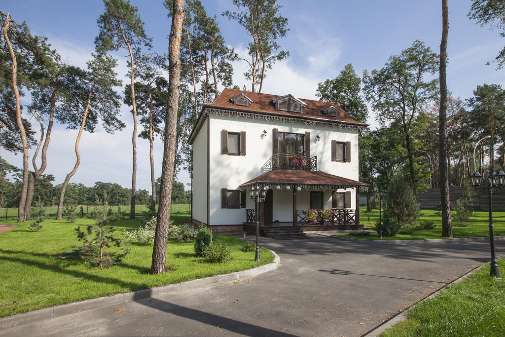 Park-Hotel Kidev Čubynske Exteriér fotografie